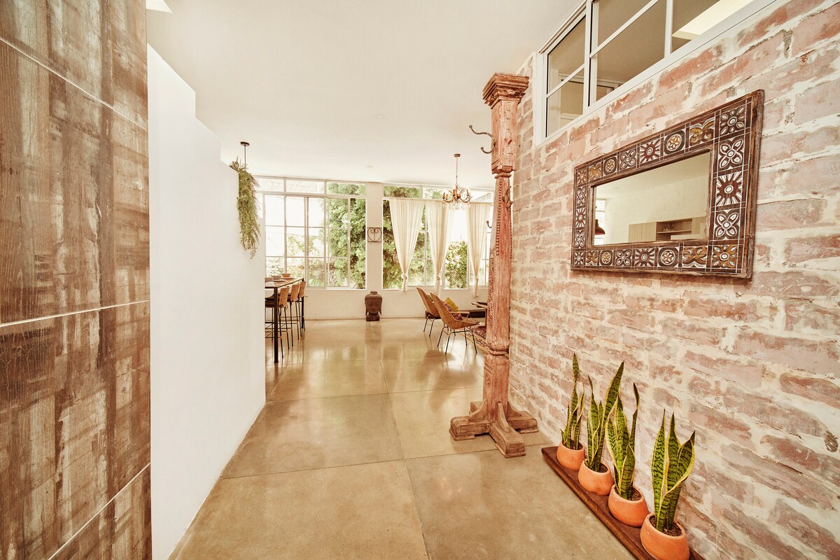 Rustic Private APT Near Gato de Tejada -7 Min Walk - Photo 9