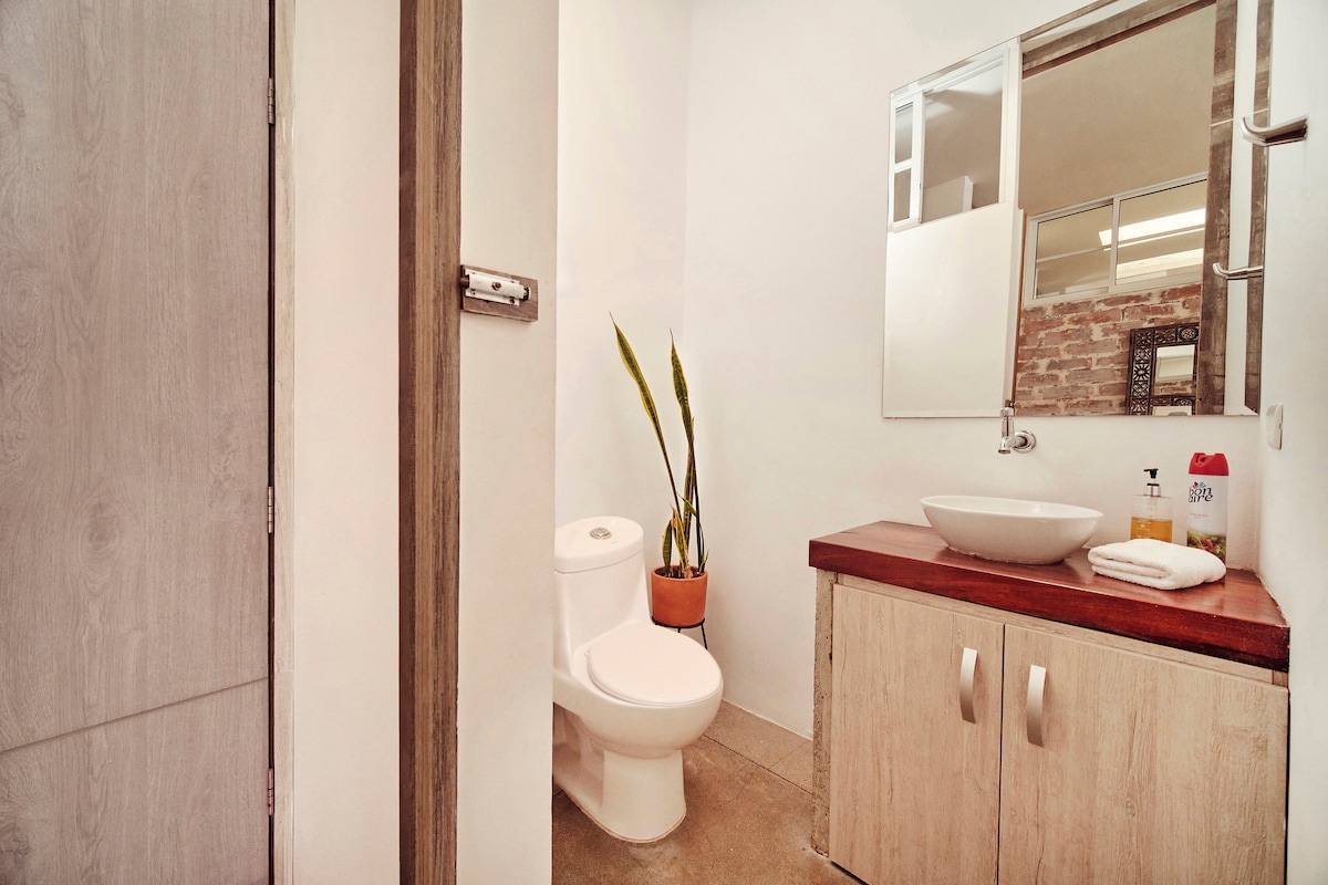 Rustic Private APT Near Gato de Tejada -7 Min Walk - Photo 12