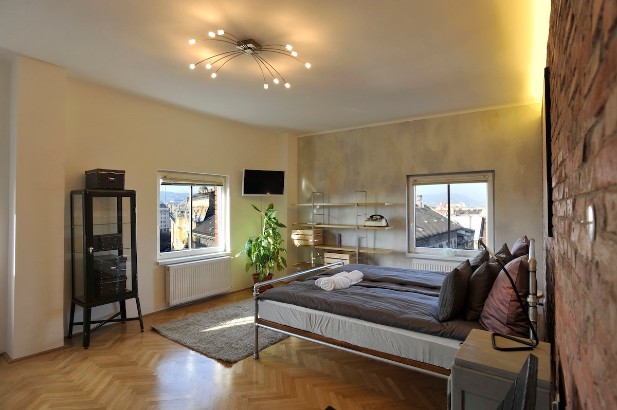 Funky Town  Penthouse - Photo 3