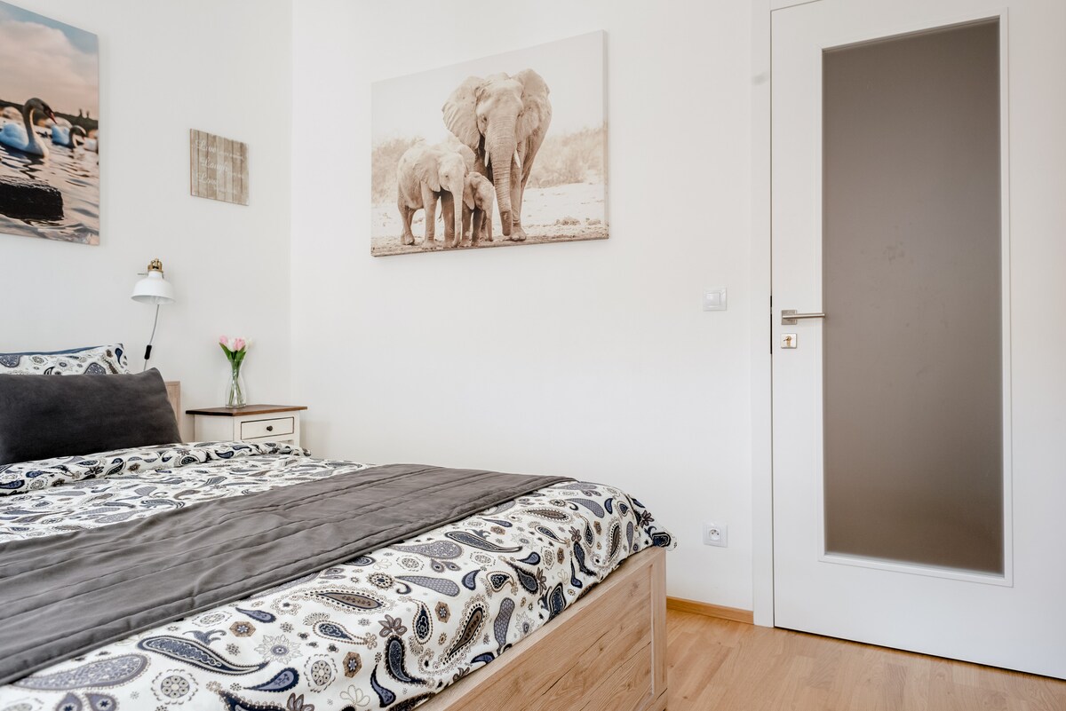 Stay in a Sleek Flat near TV Tower - Photo 17