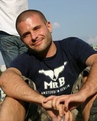 Robert And Pavel - Host