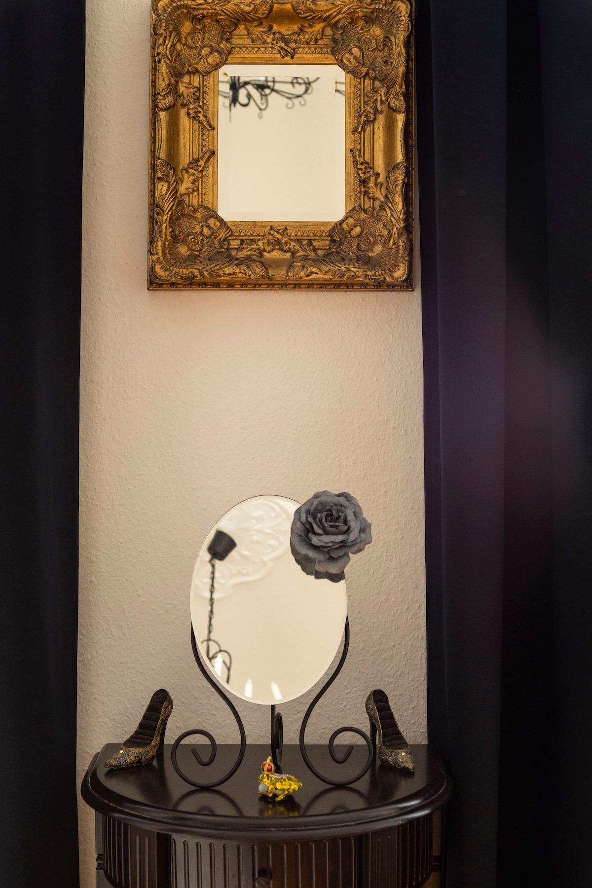 Sunny, elegant centre flat, high ceilings - Photo 14